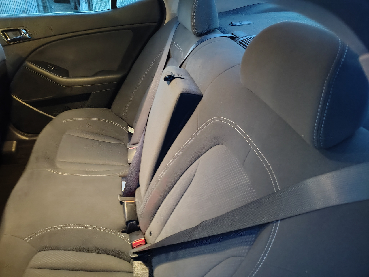 Kia Optima 4dr Sdn 2.4L Auto Hybrid 2012