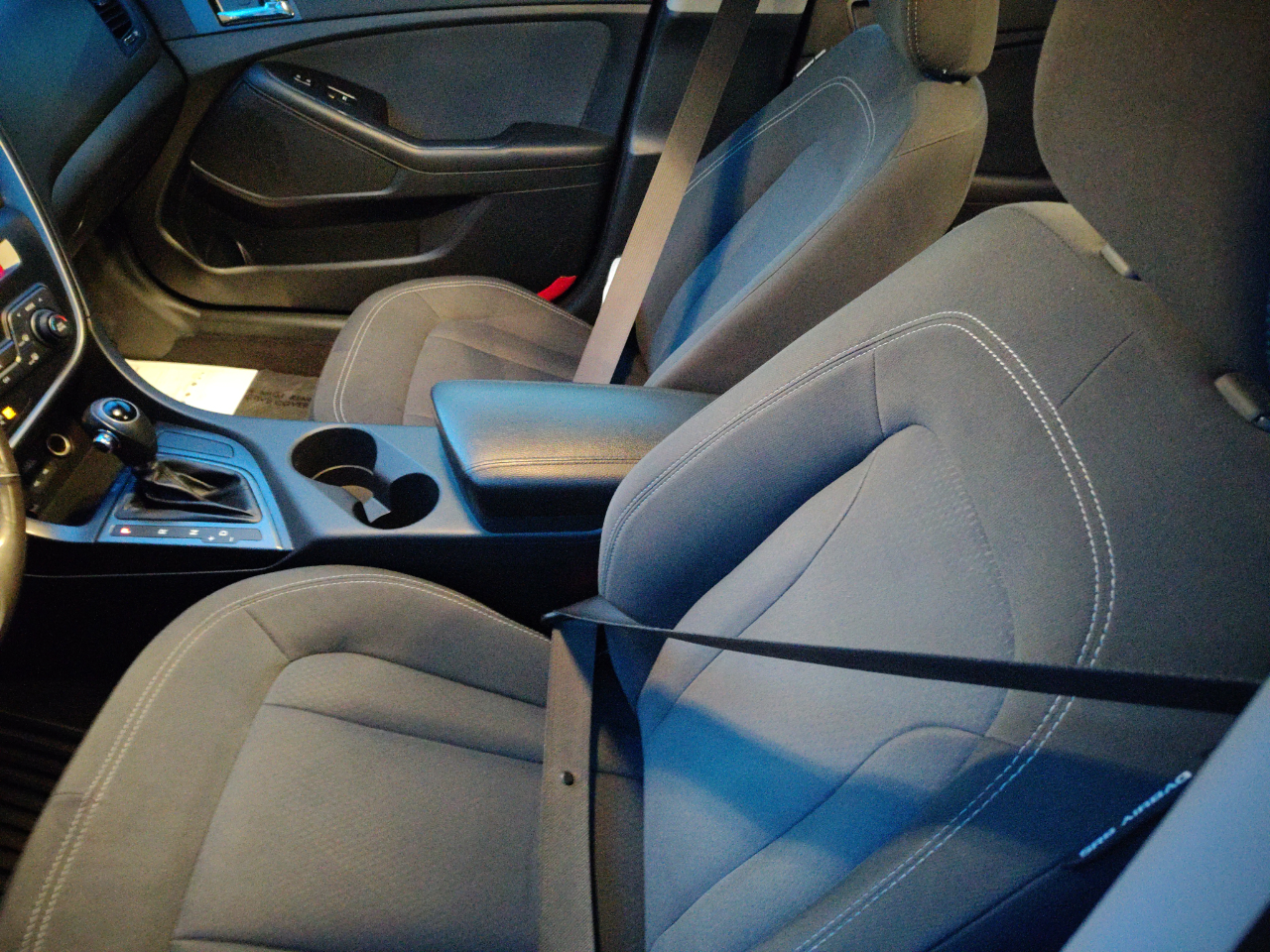 Kia Optima 4dr Sdn 2.4L Auto Hybrid 2012