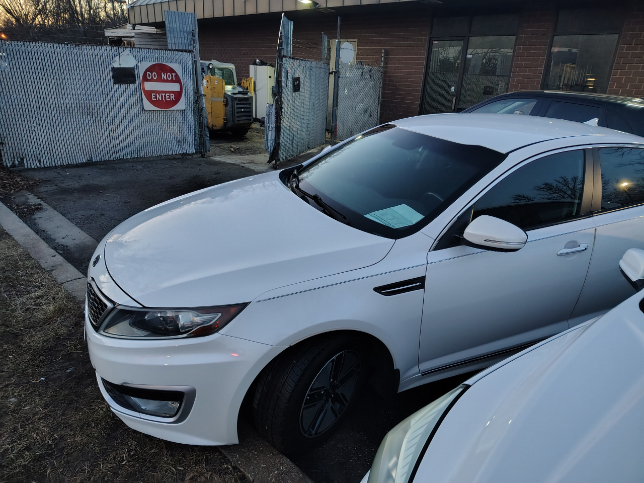 Kia Optima 4dr Sdn 2.4L Auto Hybrid 2012