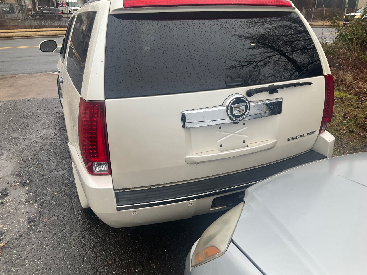 Cadillac Escalade ESV AWD 4dr 2008