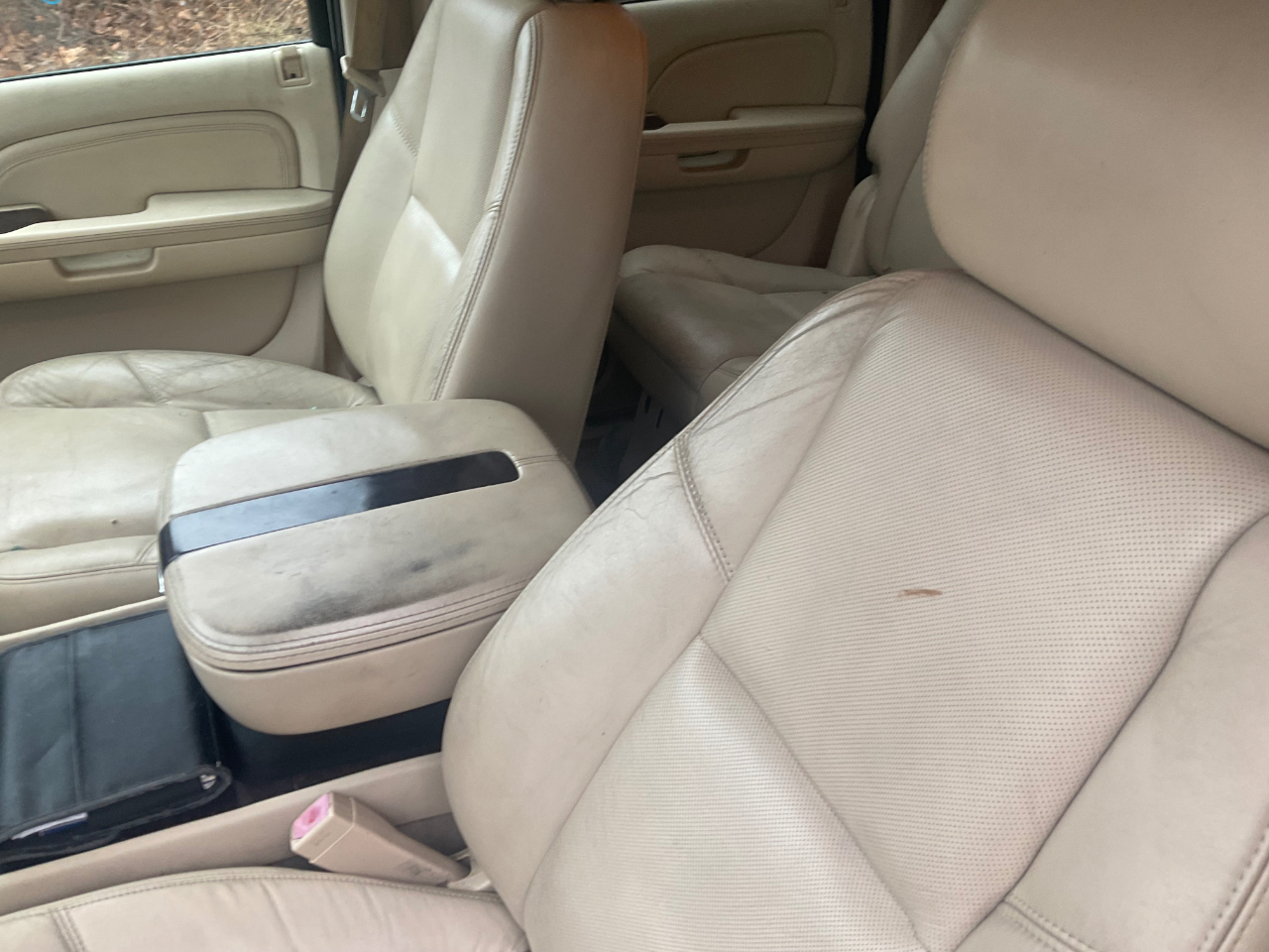 Cadillac Escalade ESV AWD 4dr 2008