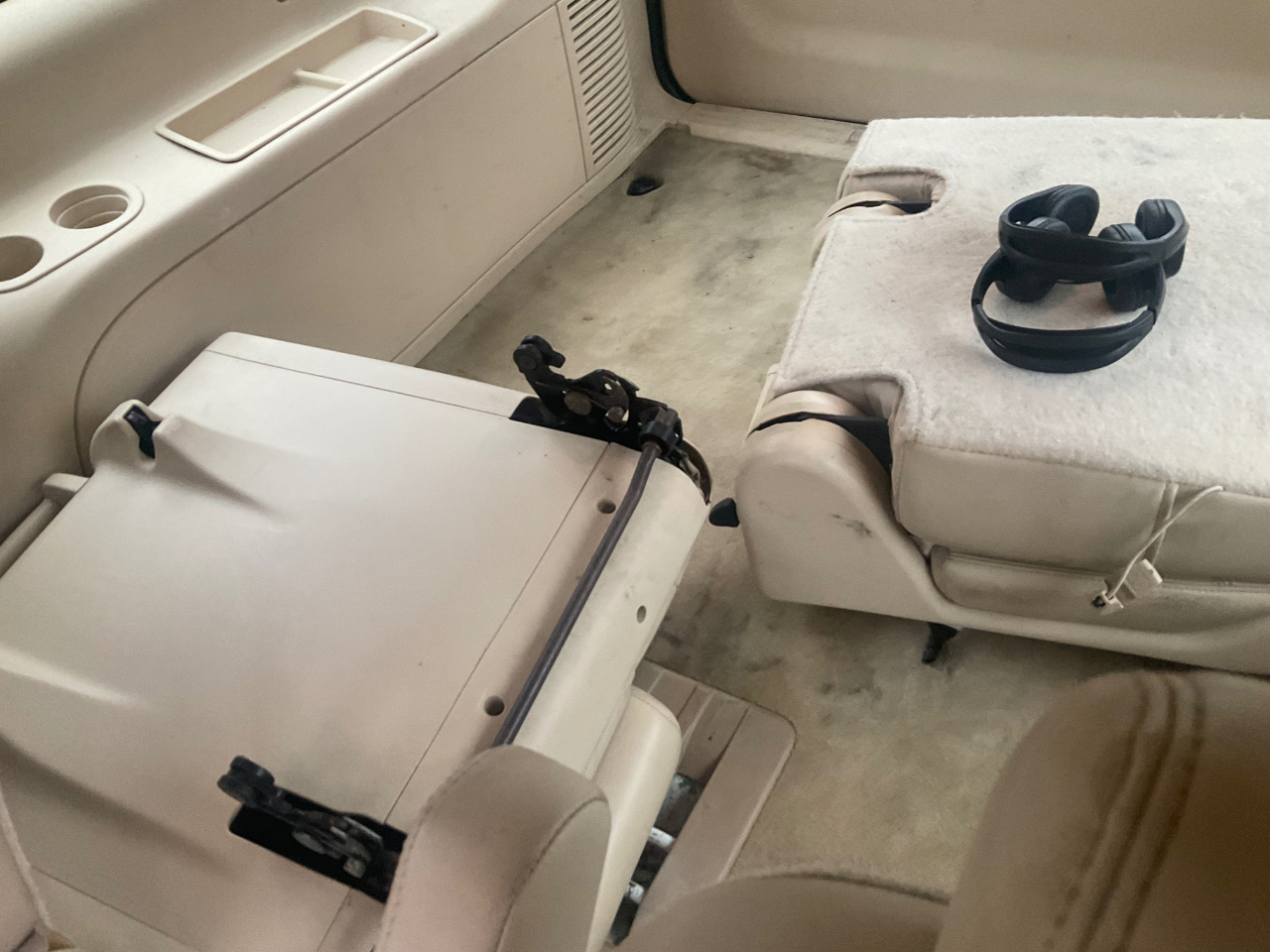 Cadillac Escalade ESV AWD 4dr 2008