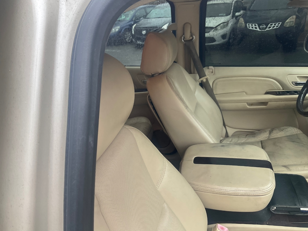 Cadillac Escalade ESV AWD 4dr 2008