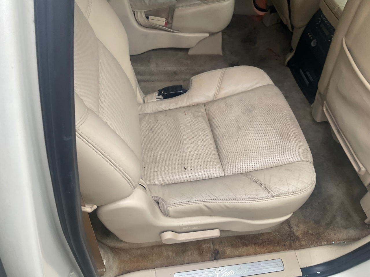 Cadillac Escalade ESV AWD 4dr 2008