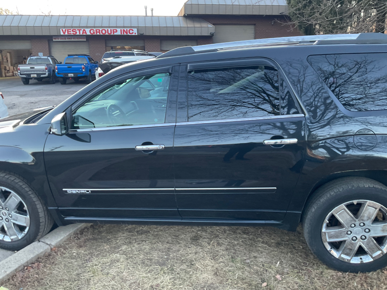 GMC Acadia AWD 4dr Denali 2015