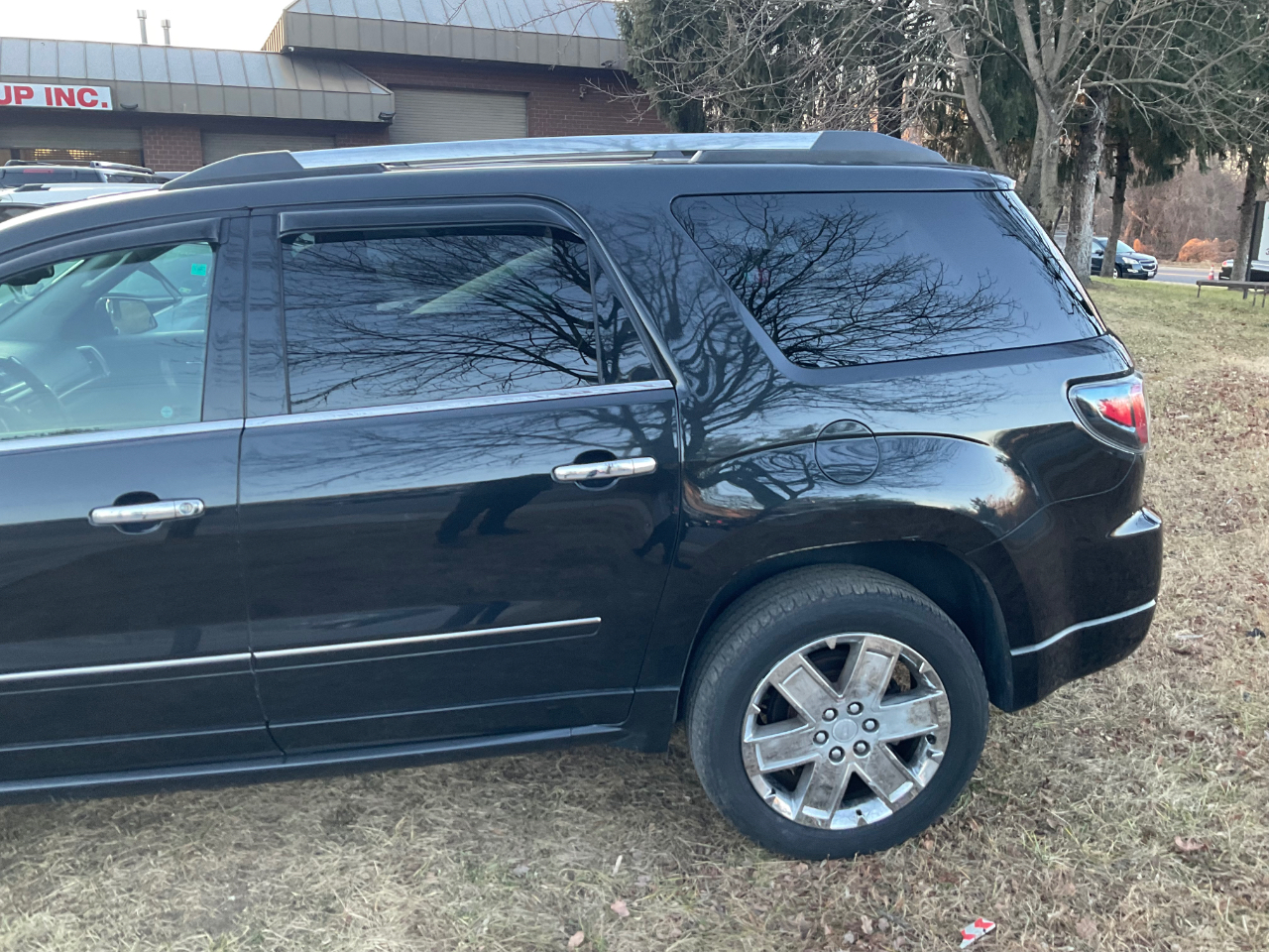 GMC Acadia AWD 4dr Denali 2015