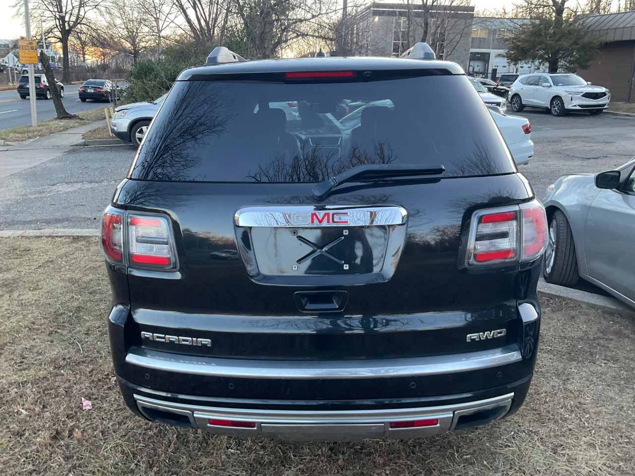 GMC Acadia AWD 4dr Denali 2015