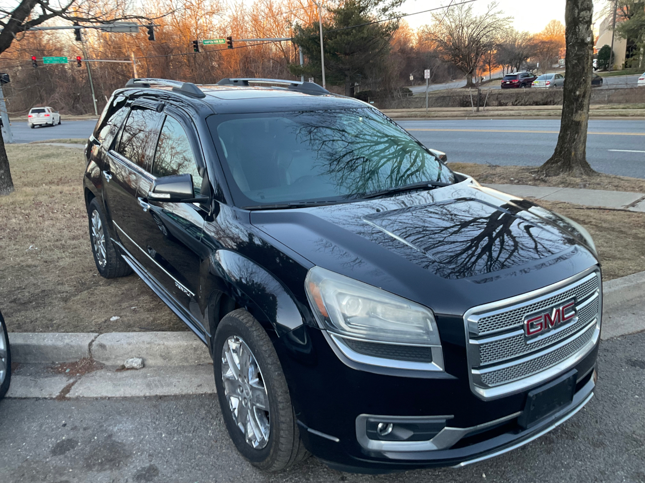 GMC Acadia AWD 4dr Denali 2015
