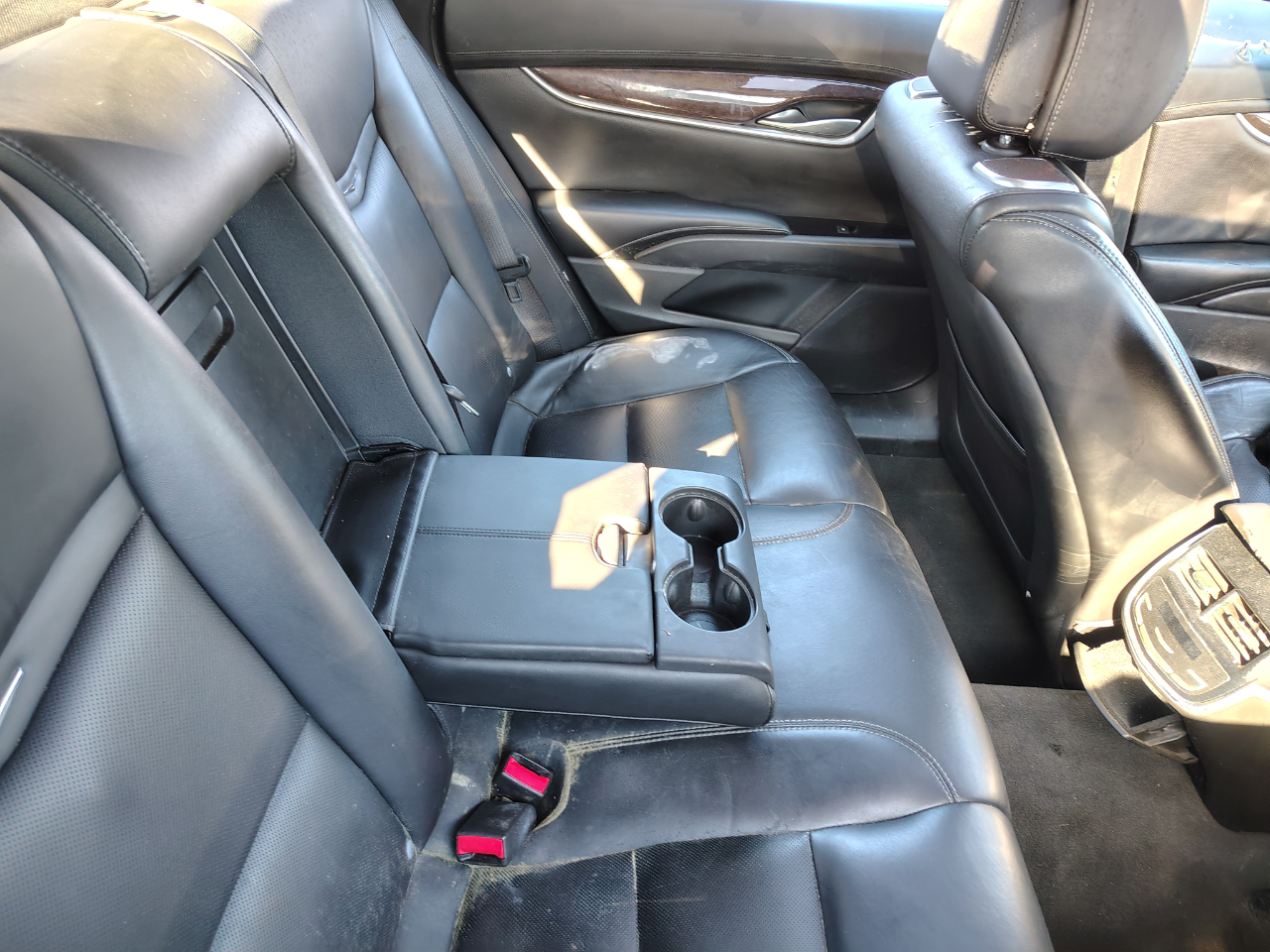 Cadillac XTS 4dr Sdn Premium AWD 2013