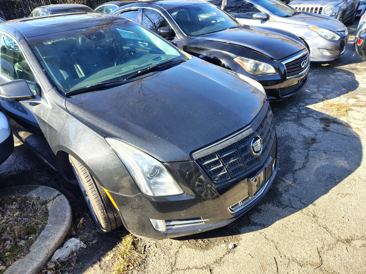 Cadillac XTS 4dr Sdn Premium AWD 2013