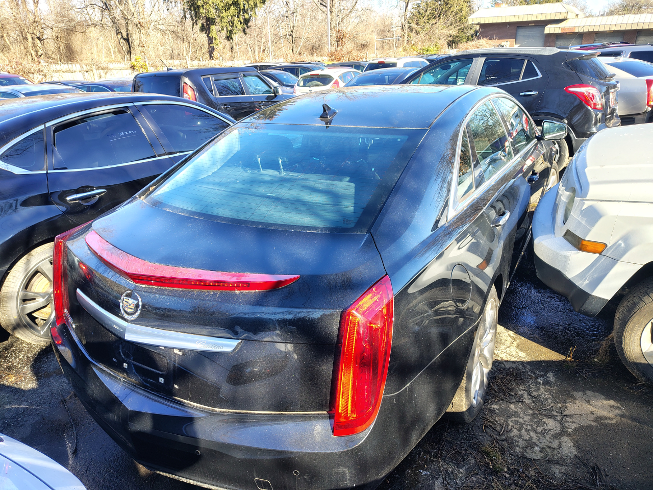 Cadillac XTS 4dr Sdn Premium AWD 2013
