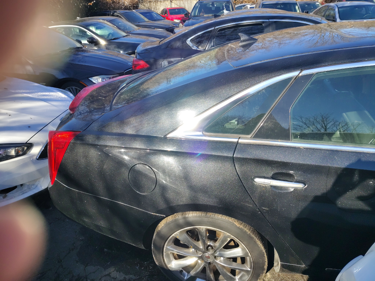 Cadillac XTS 4dr Sdn Premium AWD 2013