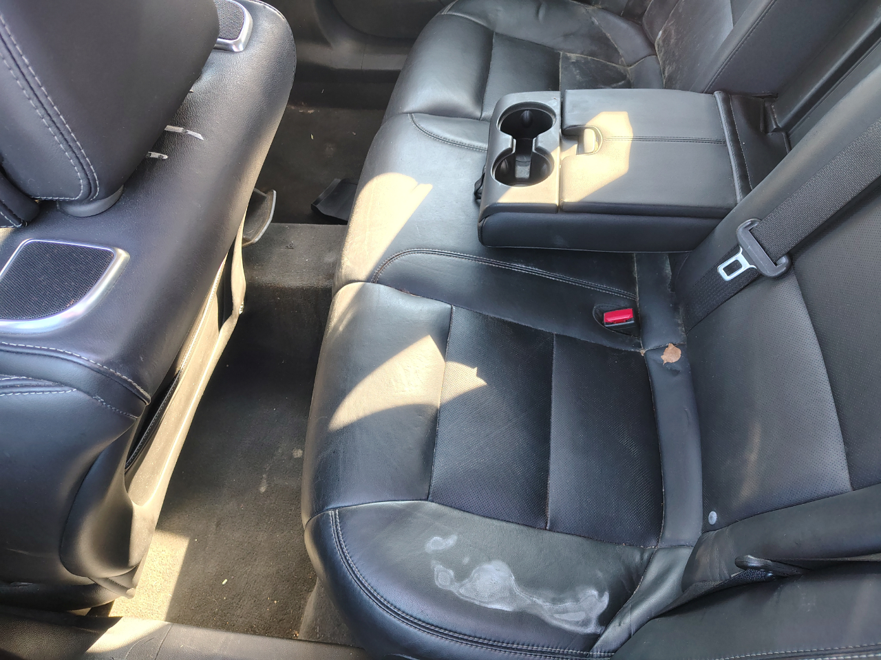 Cadillac XTS 4dr Sdn Premium AWD 2013