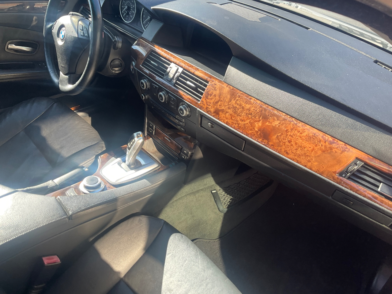 BMW 5 Series 4dr Sdn 528xi AWD 2008