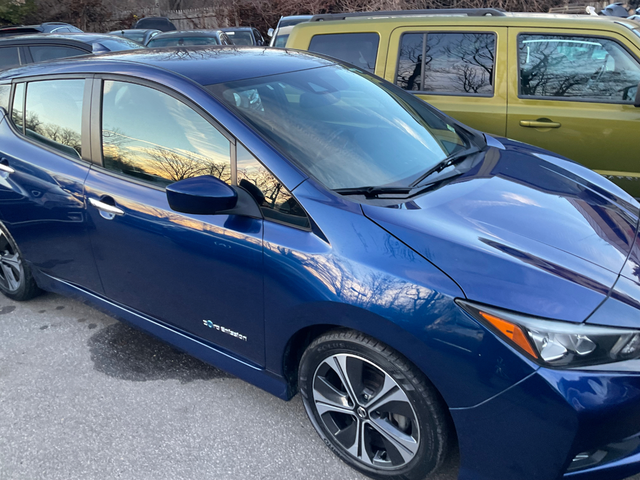 Nissan Leaf SV Hatchback 2019