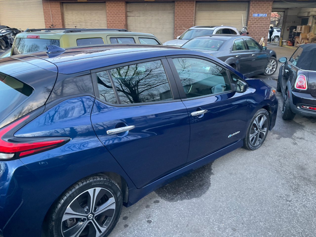 Nissan Leaf SV Hatchback 2019