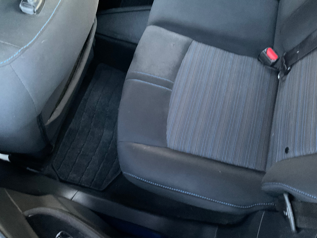 Nissan Leaf SV Hatchback 2019