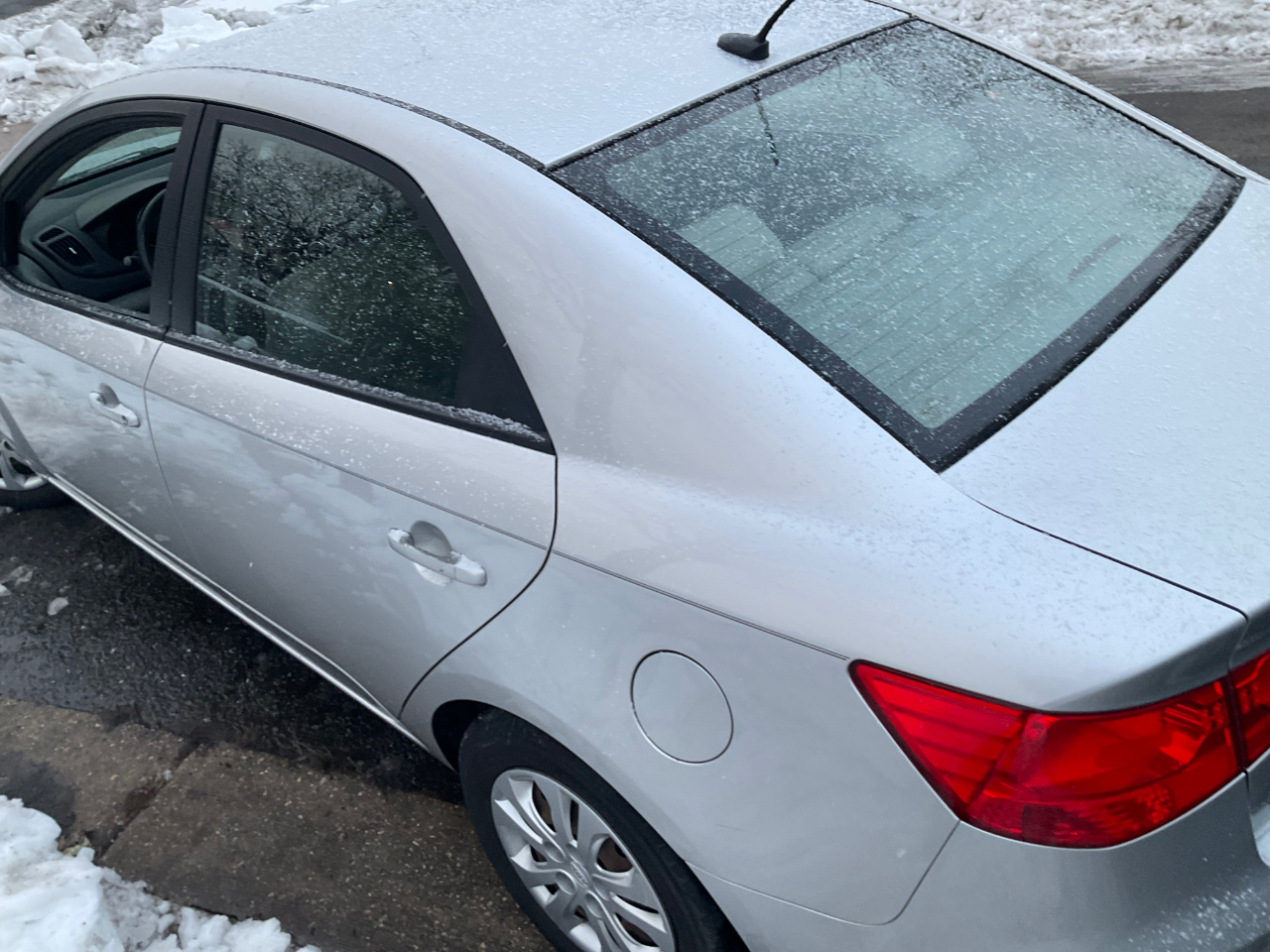 Kia Forte 4dr Sdn Auto EX 2010