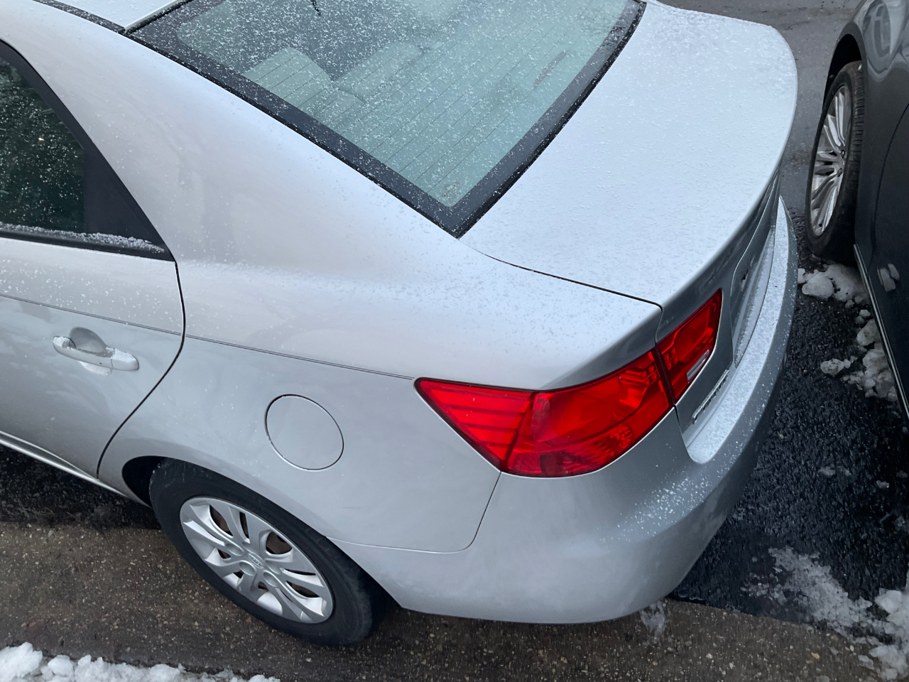 Kia Forte 4dr Sdn Auto EX 2010