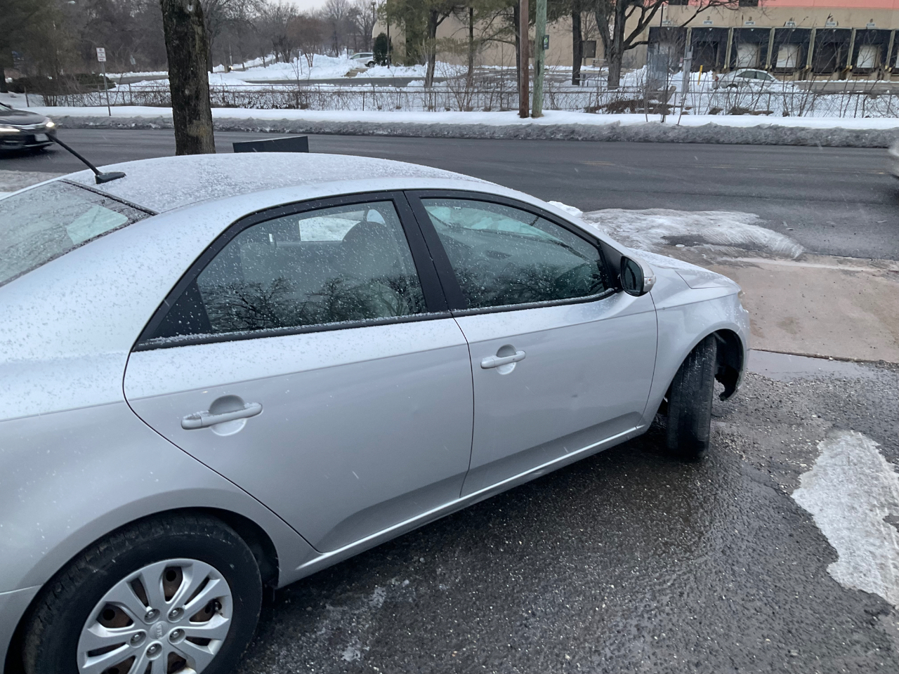 Kia Forte 4dr Sdn Auto EX 2010