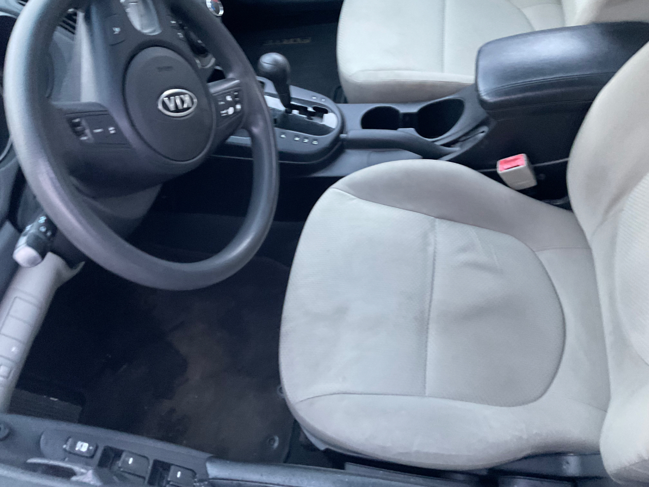 Kia Forte 4dr Sdn Auto EX 2010