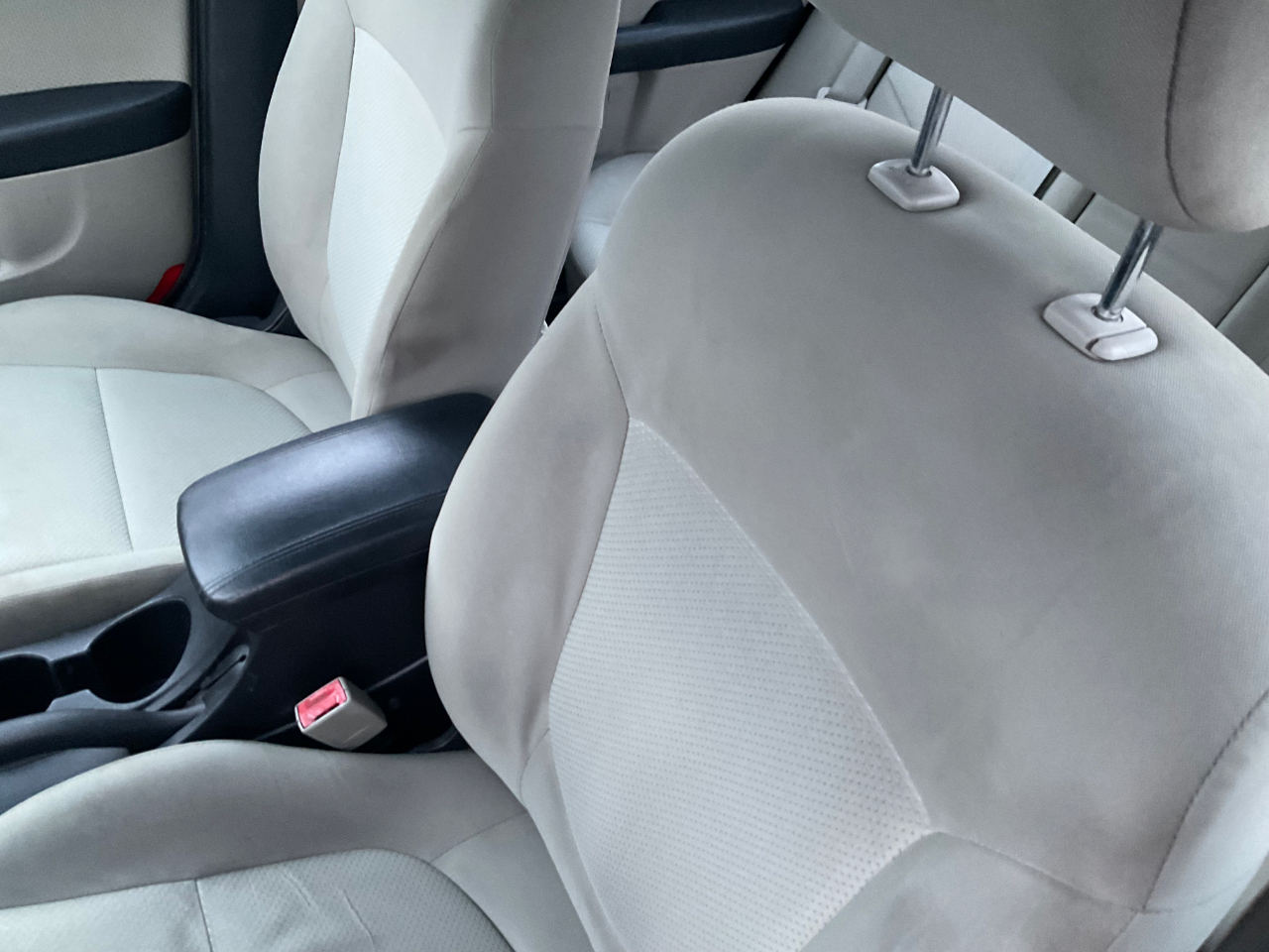 Kia Forte 4dr Sdn Auto EX 2010