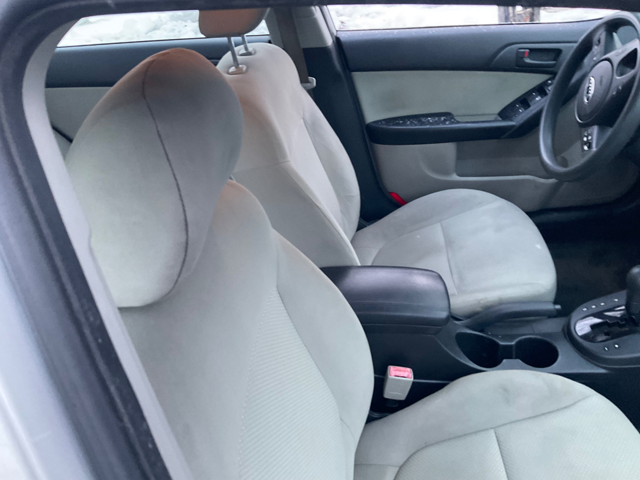 Kia Forte 4dr Sdn Auto EX 2010