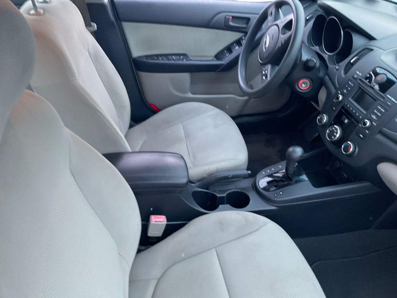 Kia Forte 4dr Sdn Auto EX 2010