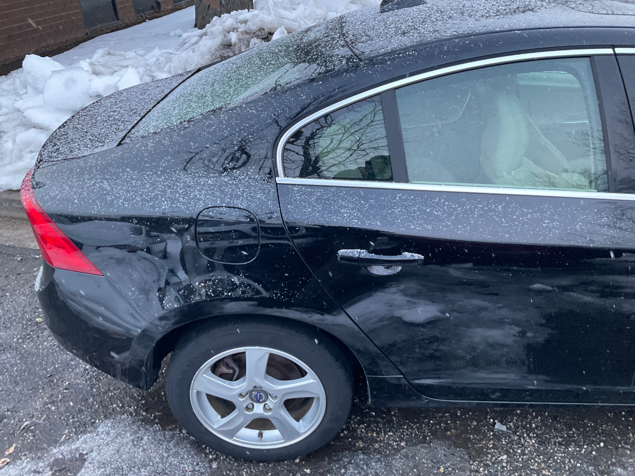 Volvo S60 4dr Sdn T5 AWD 2013