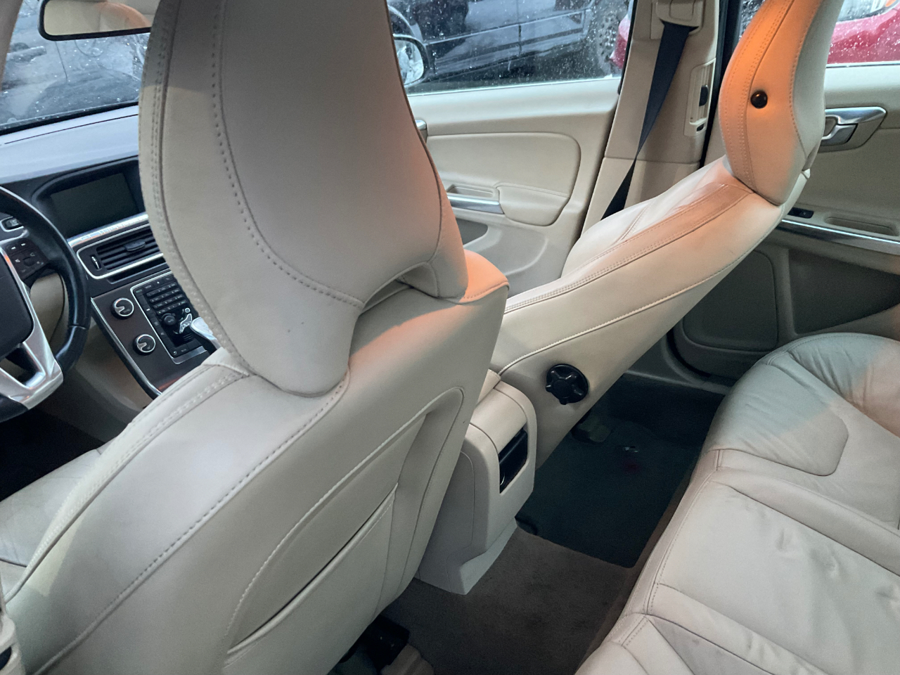 Volvo S60 4dr Sdn T5 AWD 2013