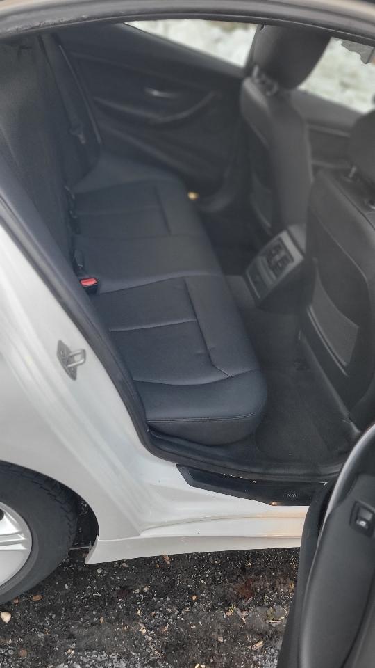 Ford Escape 4WD 4dr XLT 2011