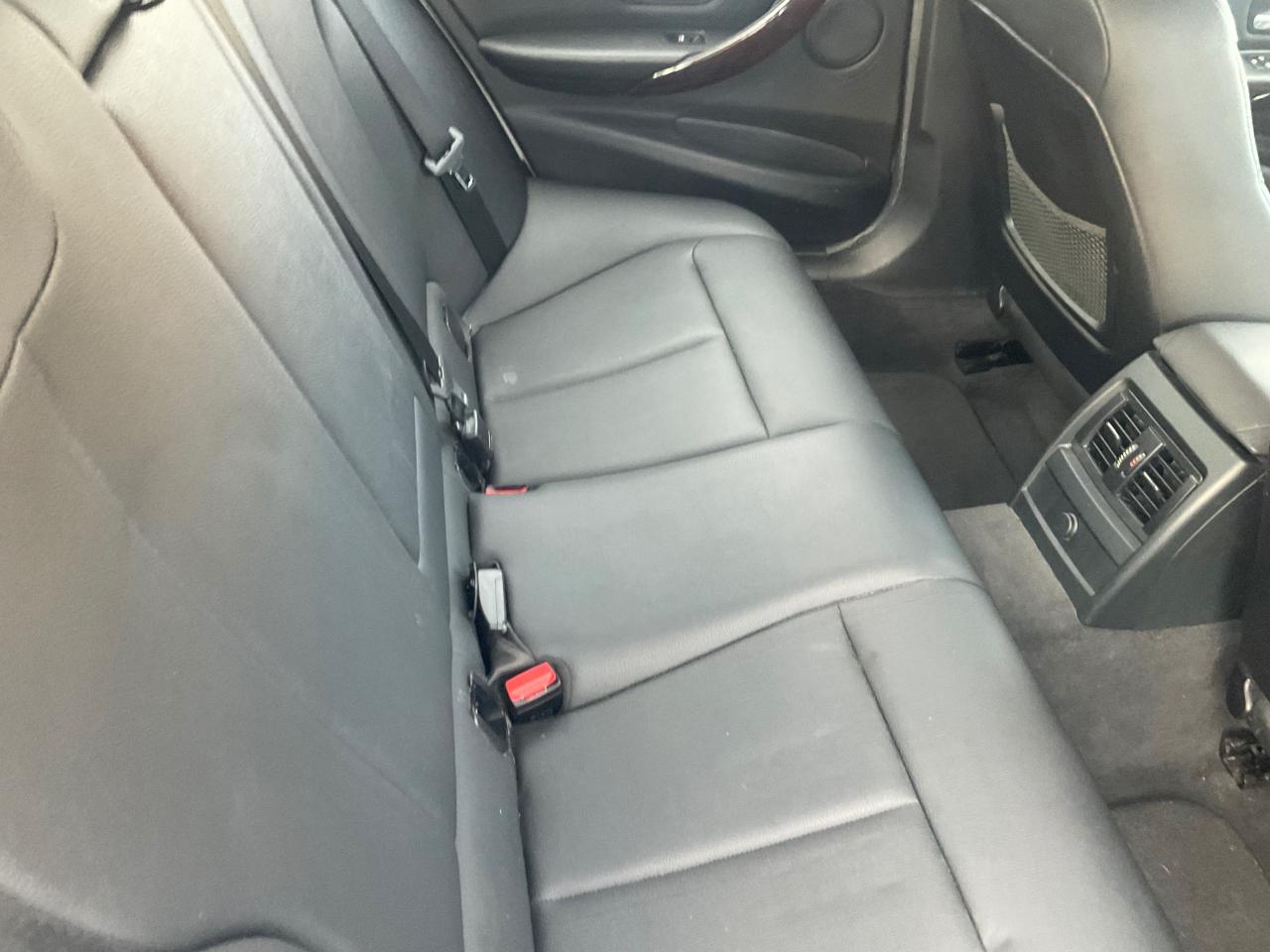 BMW 3 Series 4dr Sdn 328i xDrive AWD SULEV South Africa 2015