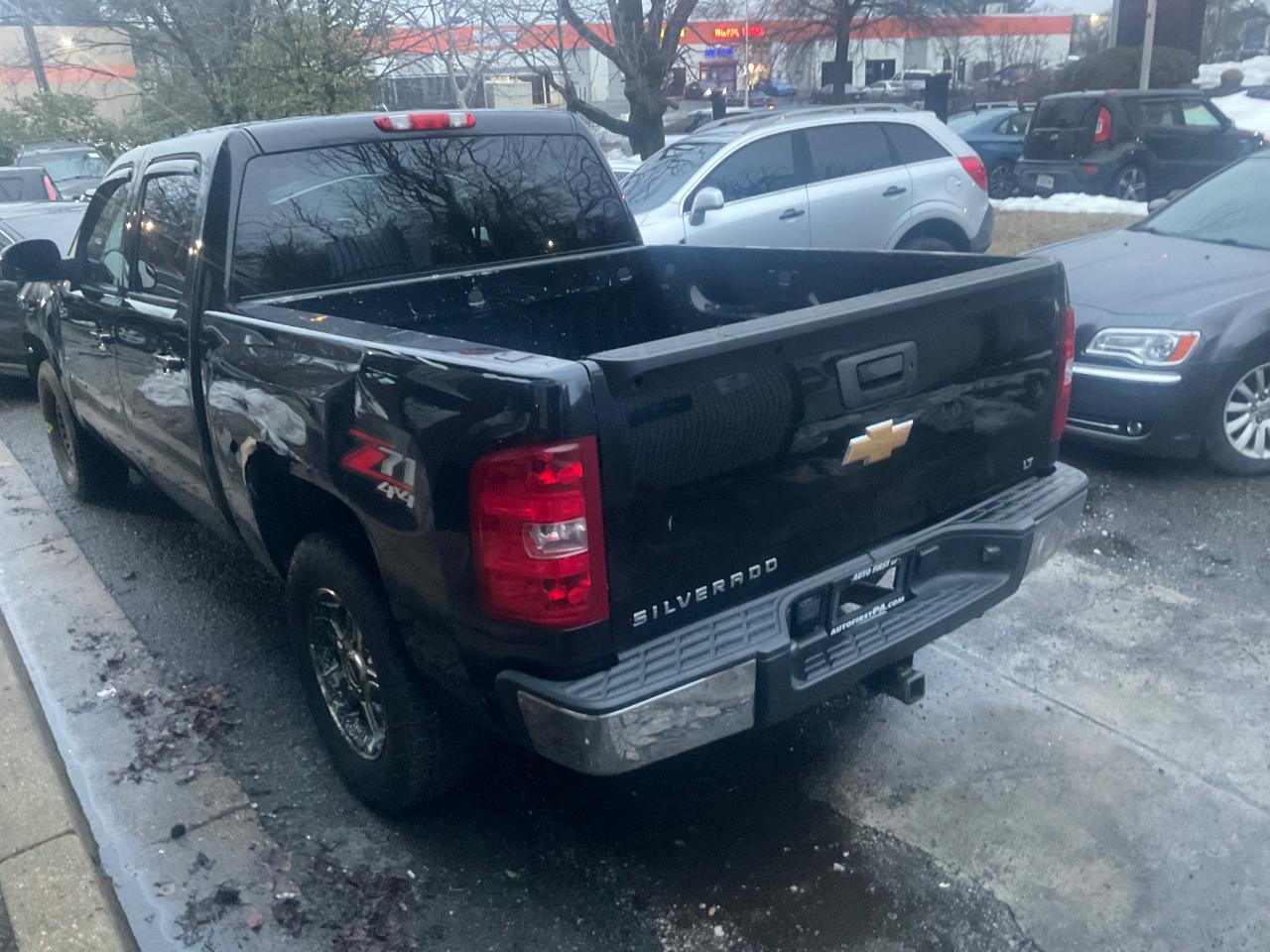 Chevrolet Silverado 1500 4WD Crew Cab 143.5" LT 2012