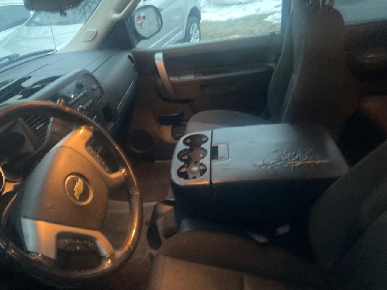 Chevrolet Silverado 1500 4WD Crew Cab 143.5" LT 2012