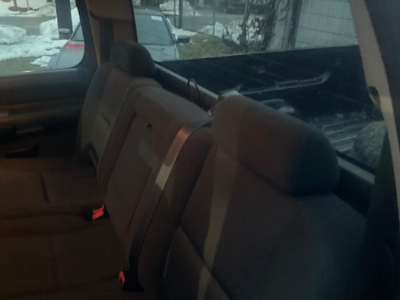 Chevrolet Silverado 1500 4WD Crew Cab 143.5" LT 2012