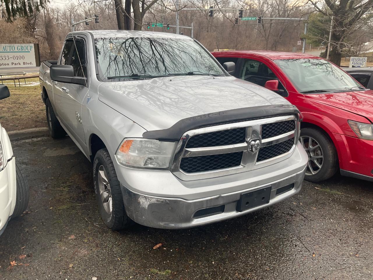 RAM 1500 4WD Quad Cab 140.5" SLT 2013