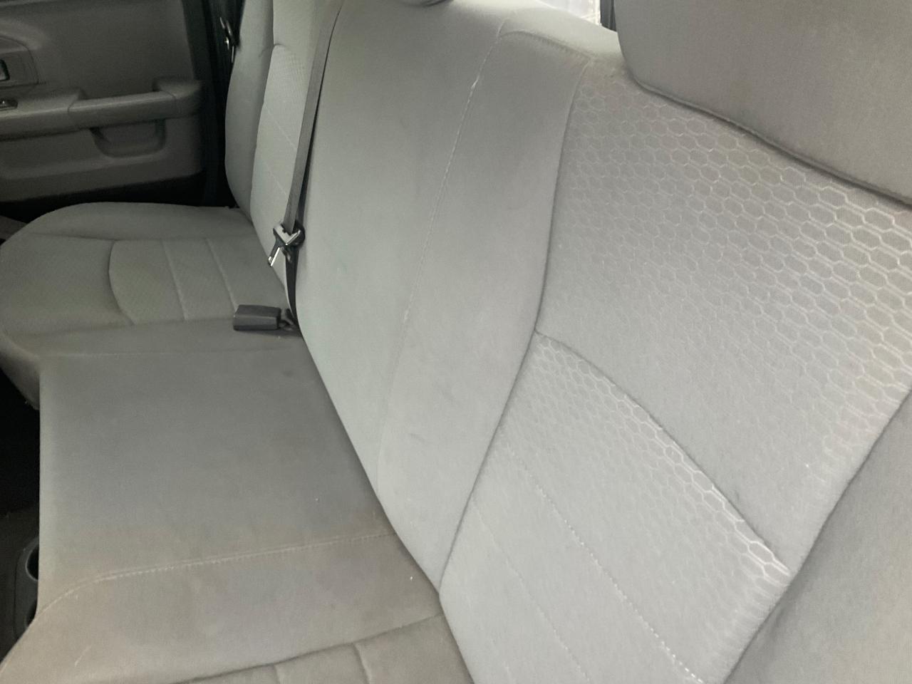 RAM 1500 4WD Quad Cab 140.5" SLT 2013