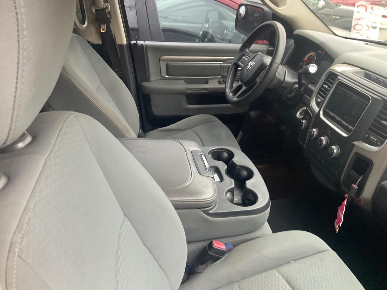 RAM 1500 4WD Quad Cab 140.5" SLT 2013