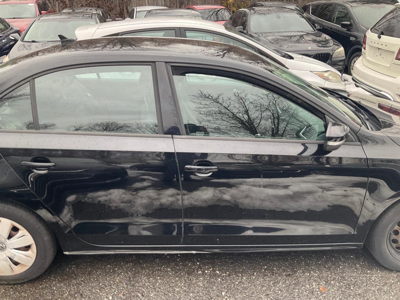 Volkswagen Jetta Sedan 4dr Auto SE PZEV 2014
