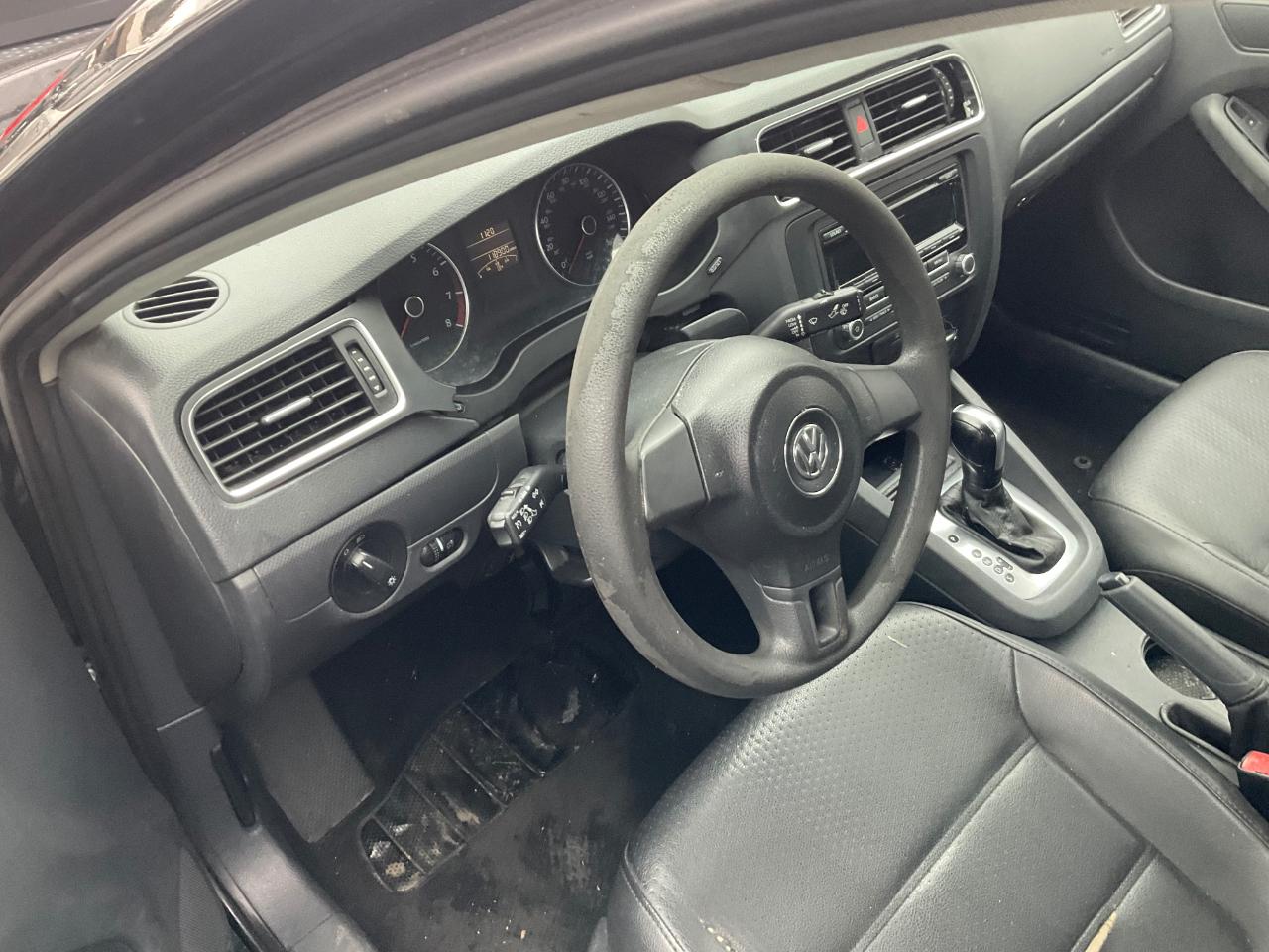 Volkswagen Jetta Sedan 4dr Auto SE PZEV 2014