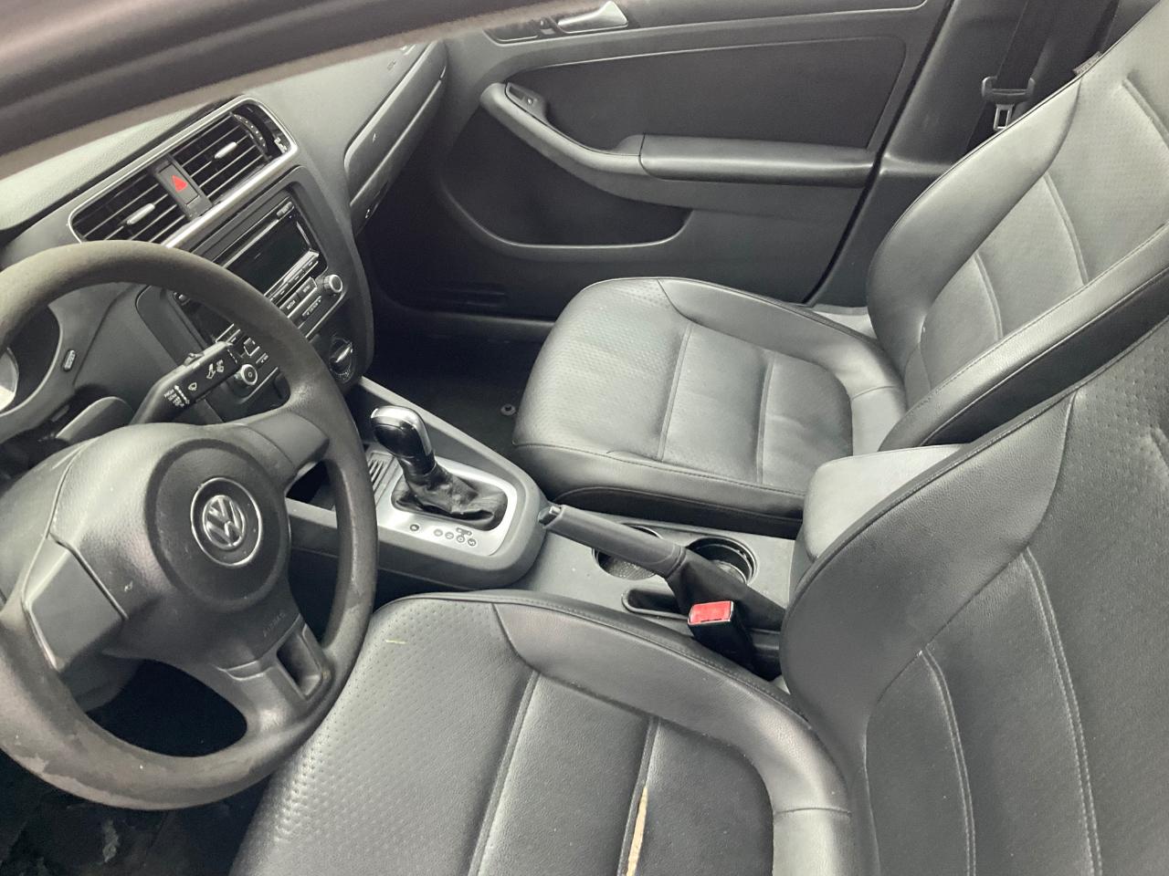 Volkswagen Jetta Sedan 4dr Auto SE PZEV 2014