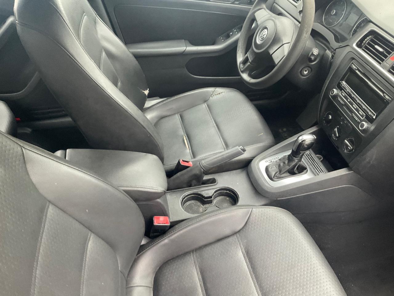 Volkswagen Jetta Sedan 4dr Auto SE PZEV 2014