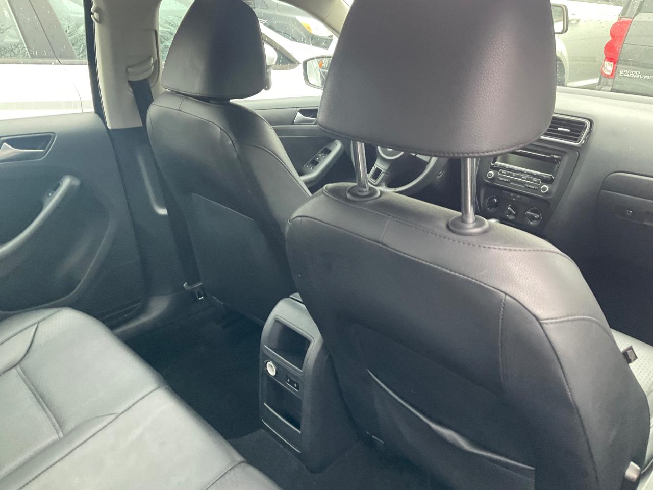 Volkswagen Jetta Sedan 4dr Auto SE PZEV 2014