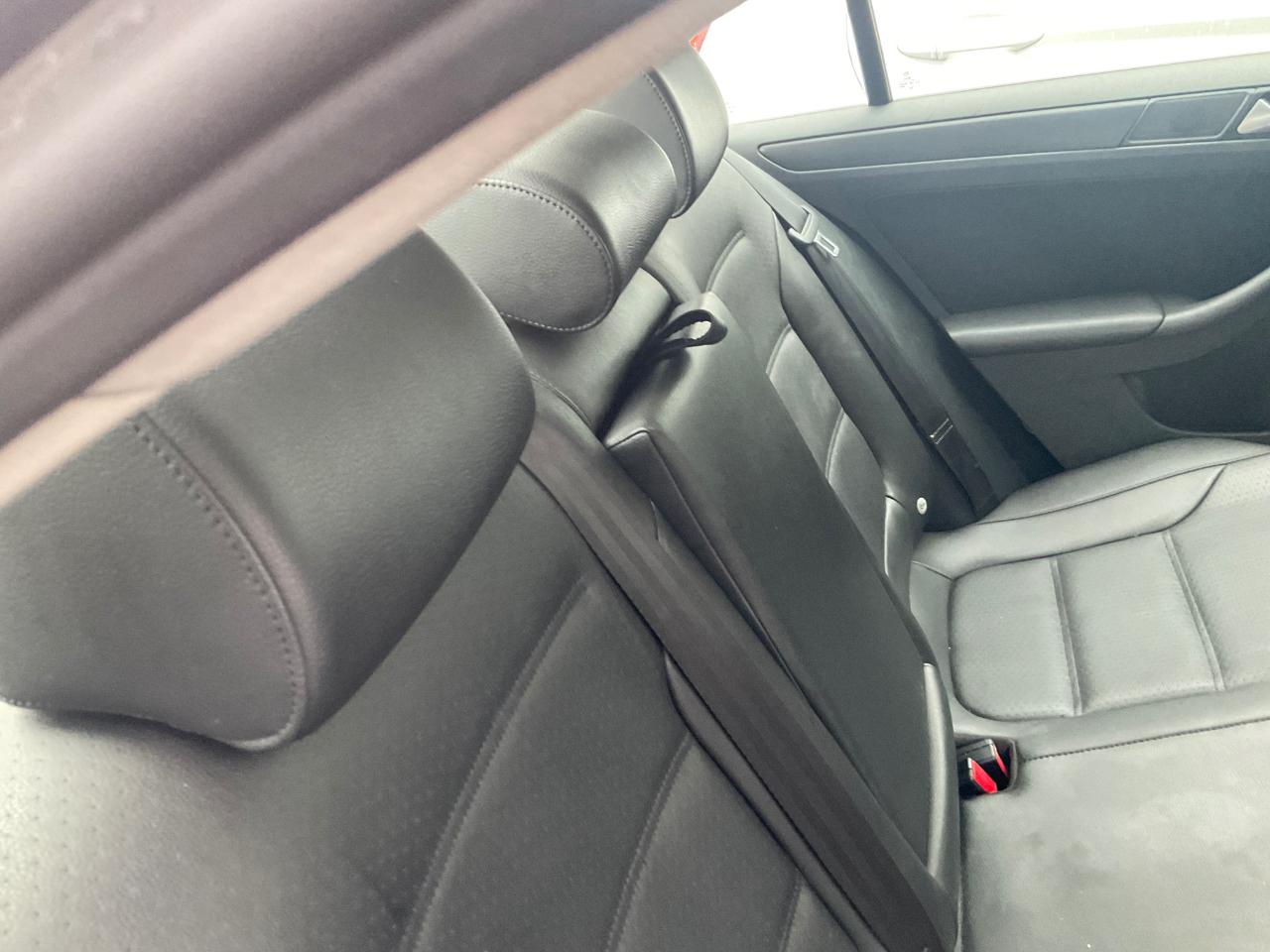 Volkswagen Jetta Sedan 4dr Auto SE PZEV 2014