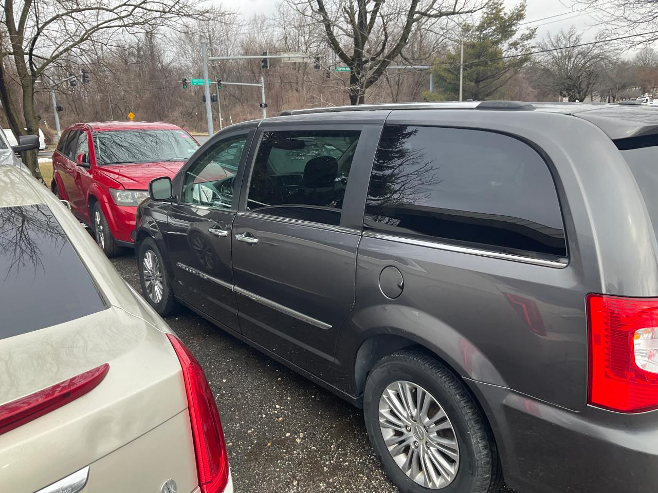 Chrysler Town & Country 4dr Wgn Touring-L 30th Anniversary 2014