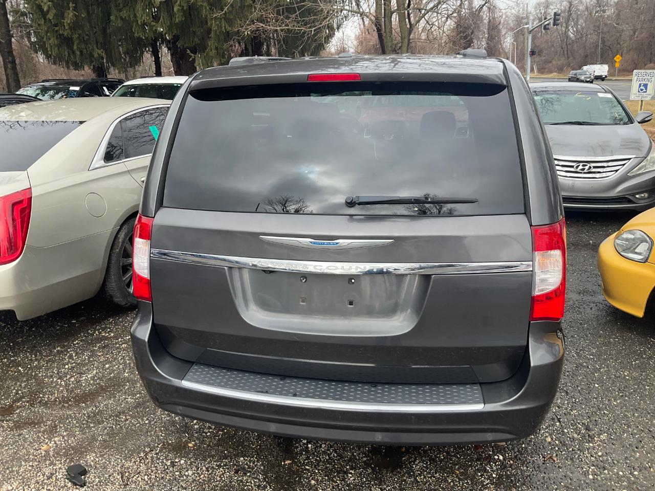 Chrysler Town & Country 4dr Wgn Touring-L 30th Anniversary 2014