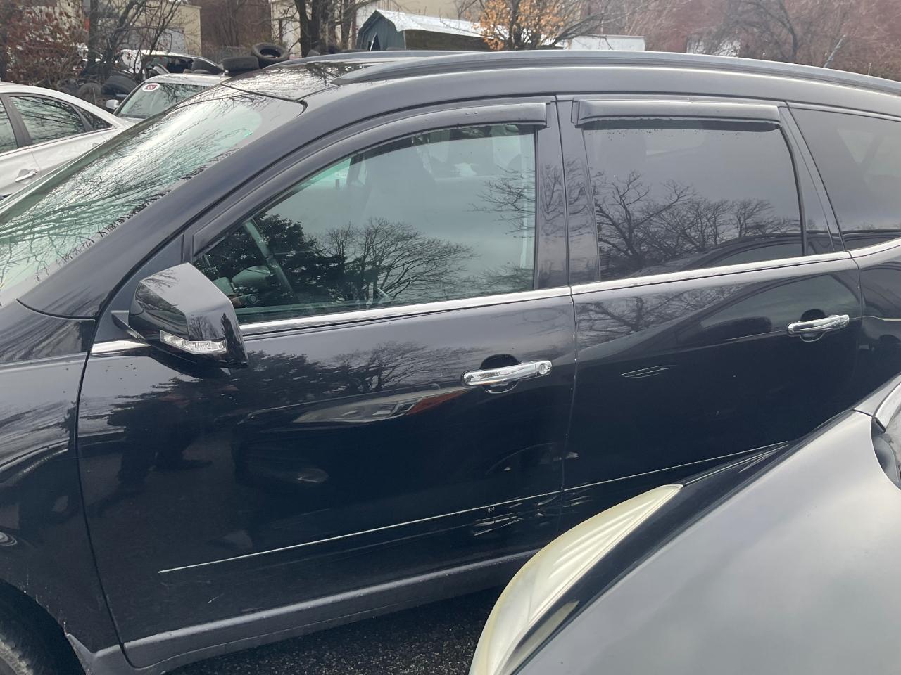 Chevrolet Traverse FWD 4dr LT w/1LT 2017