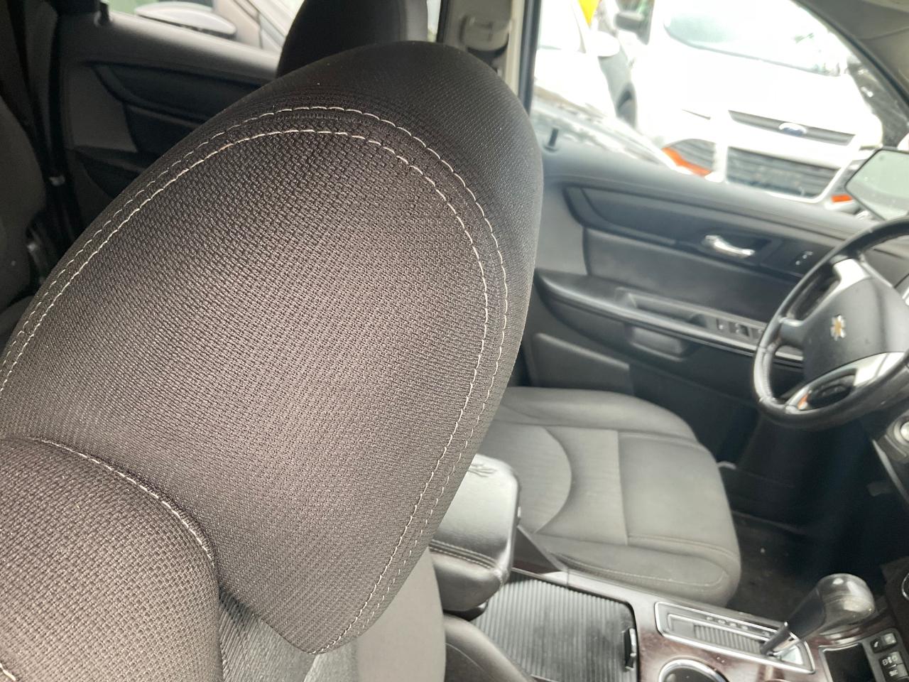 Chevrolet Traverse FWD 4dr LT w/1LT 2017