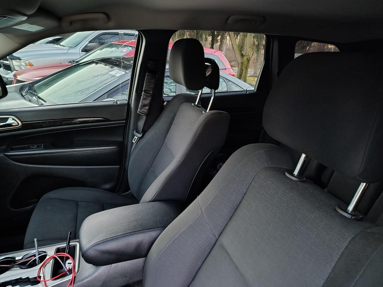 Jeep Grand Cherokee 4WD 4dr Laredo 2013