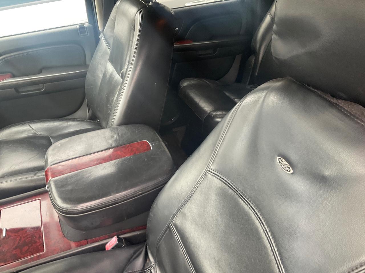 Cadillac Escalade ESV AWD 4dr 2007